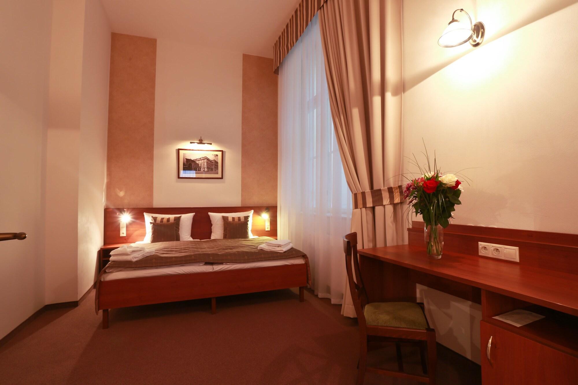 Hotel Svaty Jan Prague Luaran gambar