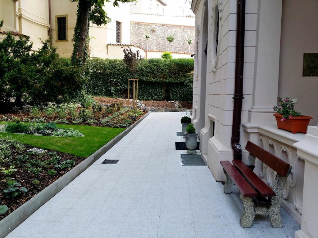 Hotel Svaty Jan Prague Luaran gambar